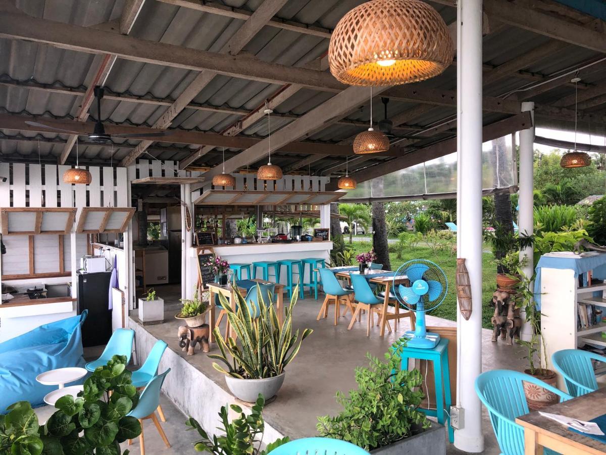 Le Petit Saint Tropez Hotel Khanom Exterior photo